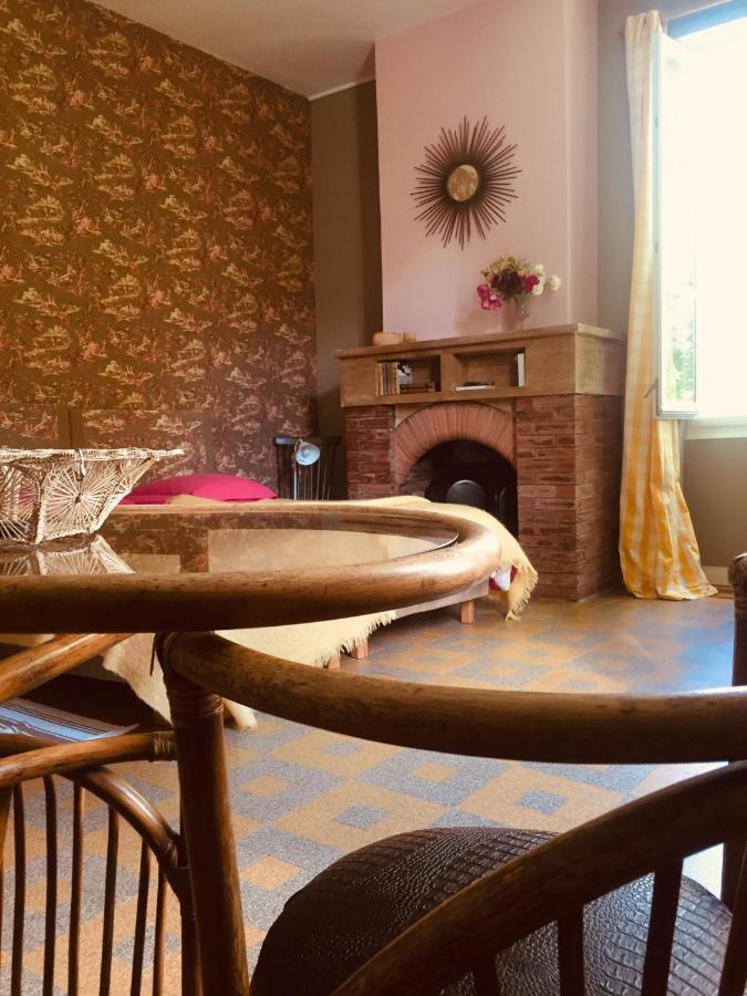 Damechouette Bed & Breakfast Pujols  Ngoại thất bức ảnh